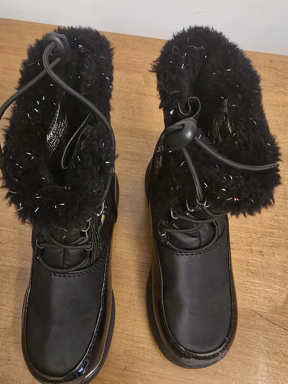Girls rainbow unicorn winter snow boots size 9